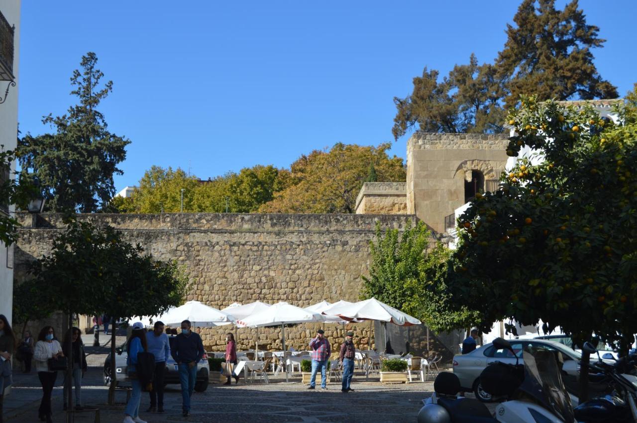 Puerta Sevilla Parking Gratis Córdoba Eksteriør bilde