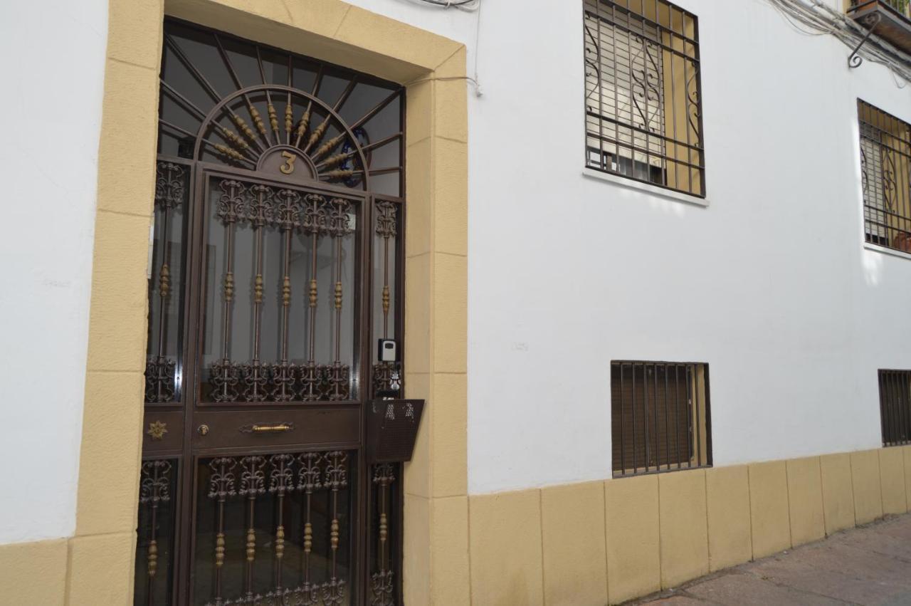 Puerta Sevilla Parking Gratis Córdoba Eksteriør bilde