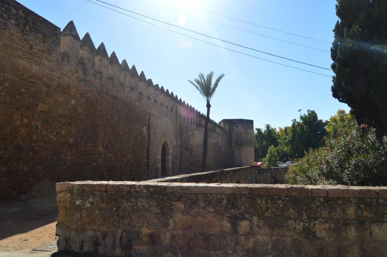 Puerta Sevilla Parking Gratis Córdoba Eksteriør bilde