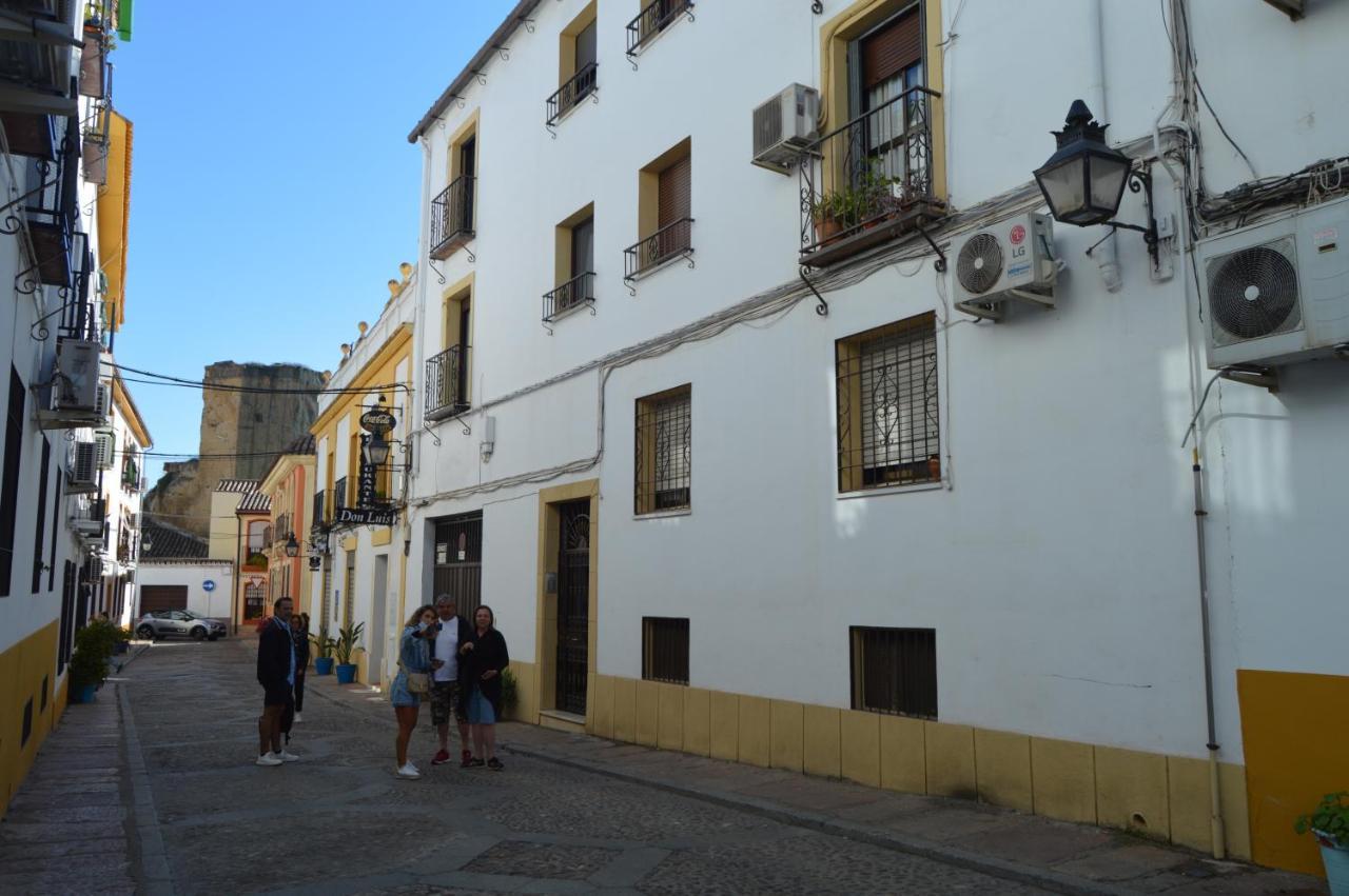 Puerta Sevilla Parking Gratis Córdoba Eksteriør bilde